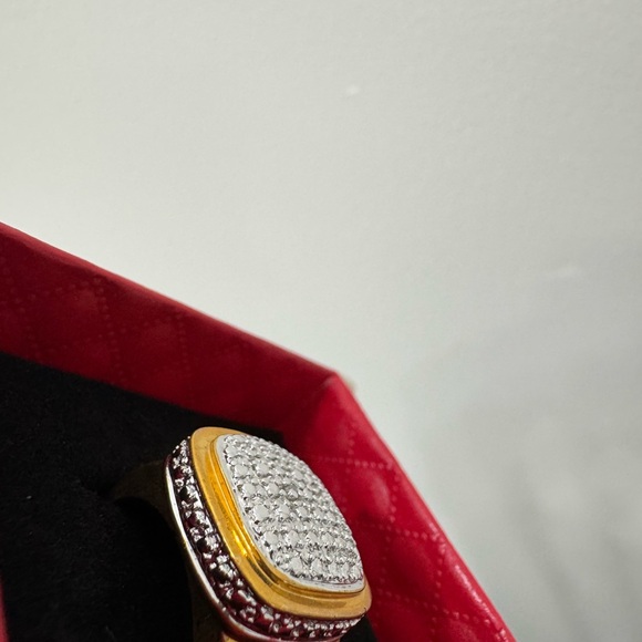 Ring - Picture 5 of 6